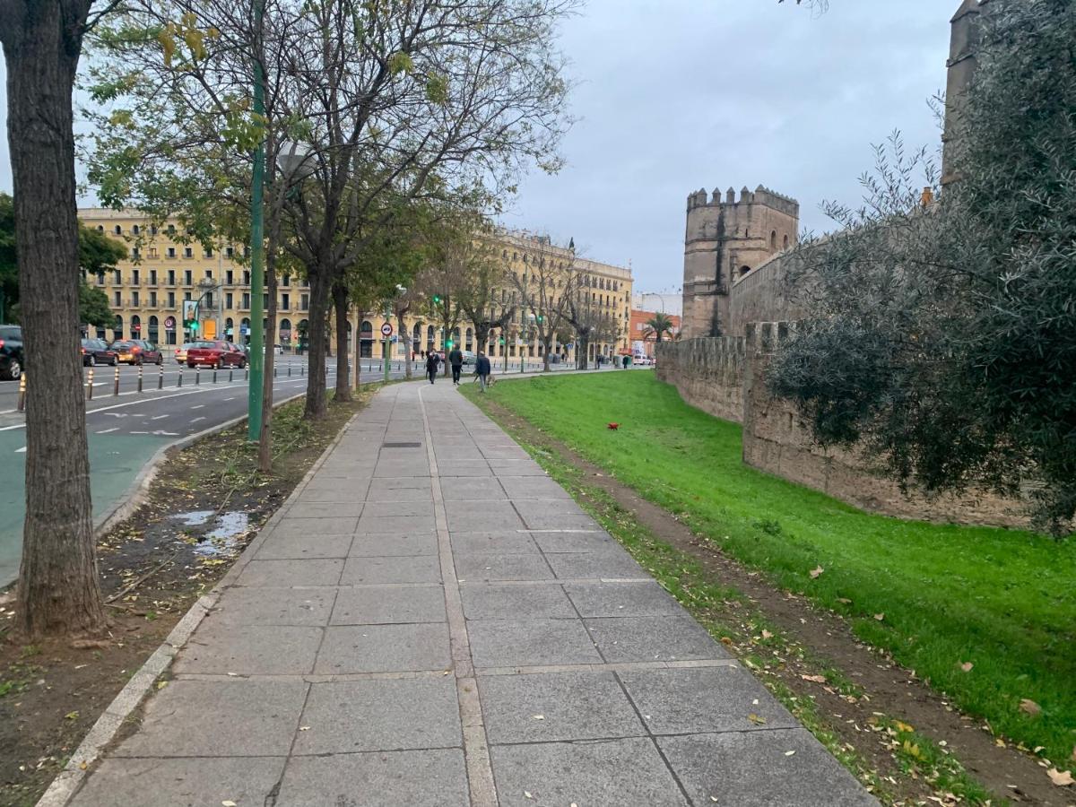 Piso Muralla Macarena Seville Exterior photo